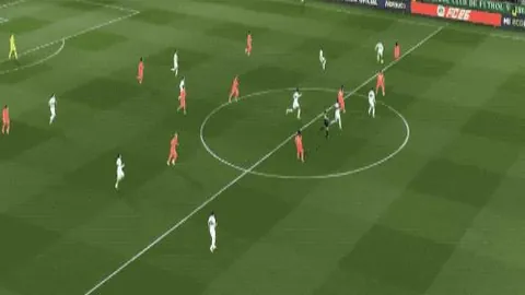 “徐皓阳：申花中场多才多艺，全能战将任君调配！”