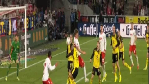 武磊助上海海港客场击败南通支云，独占风头中超赛果双响